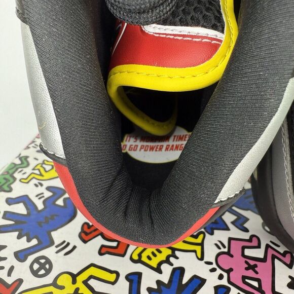 Reebok Question Mid Power Rangers Megazord Iverson Shoes Size 6 GY0588 - Picture 13 of 14